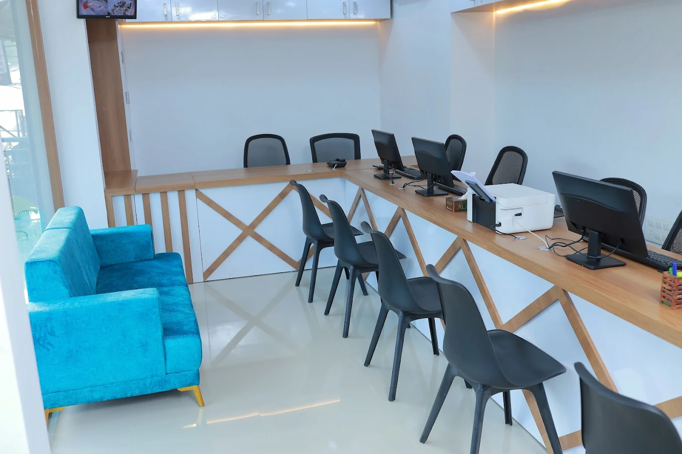 ACORN TRAVELS INDIA PVT. LTD.